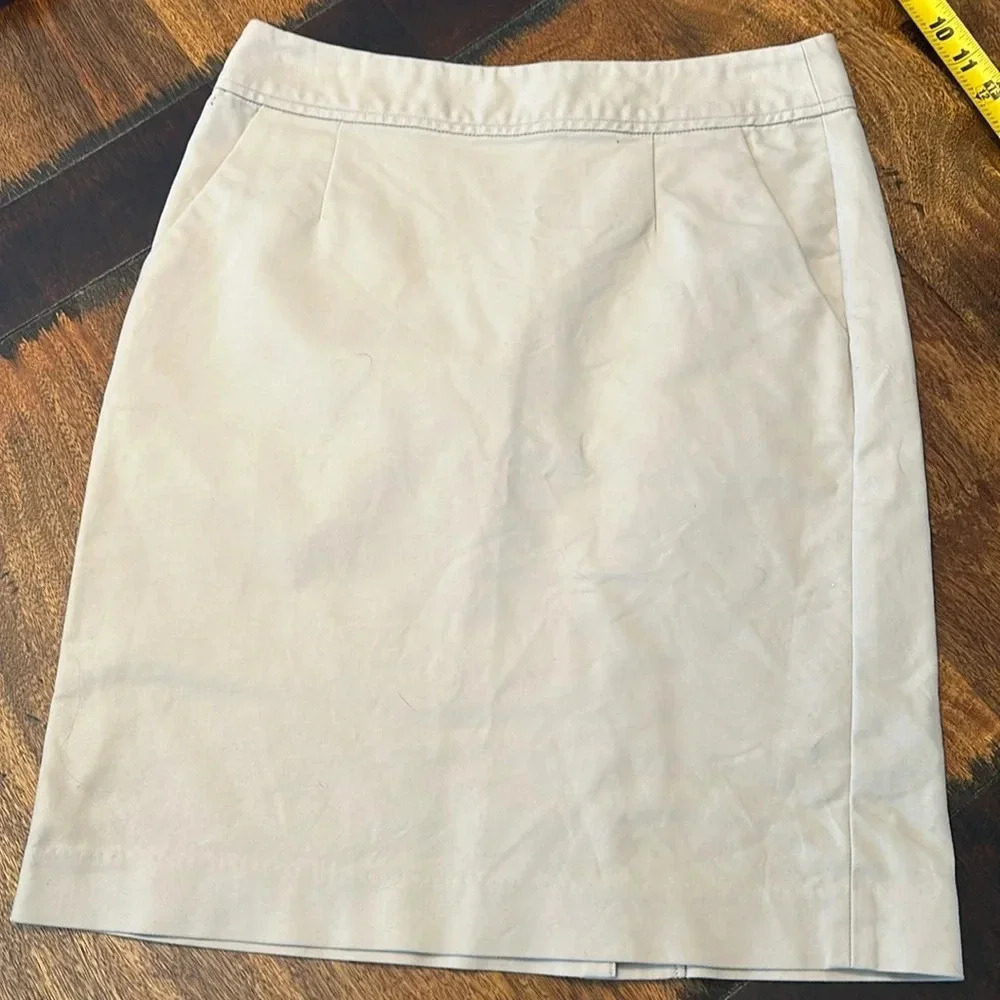 Banana Republic pencil skirt size 2 EUC